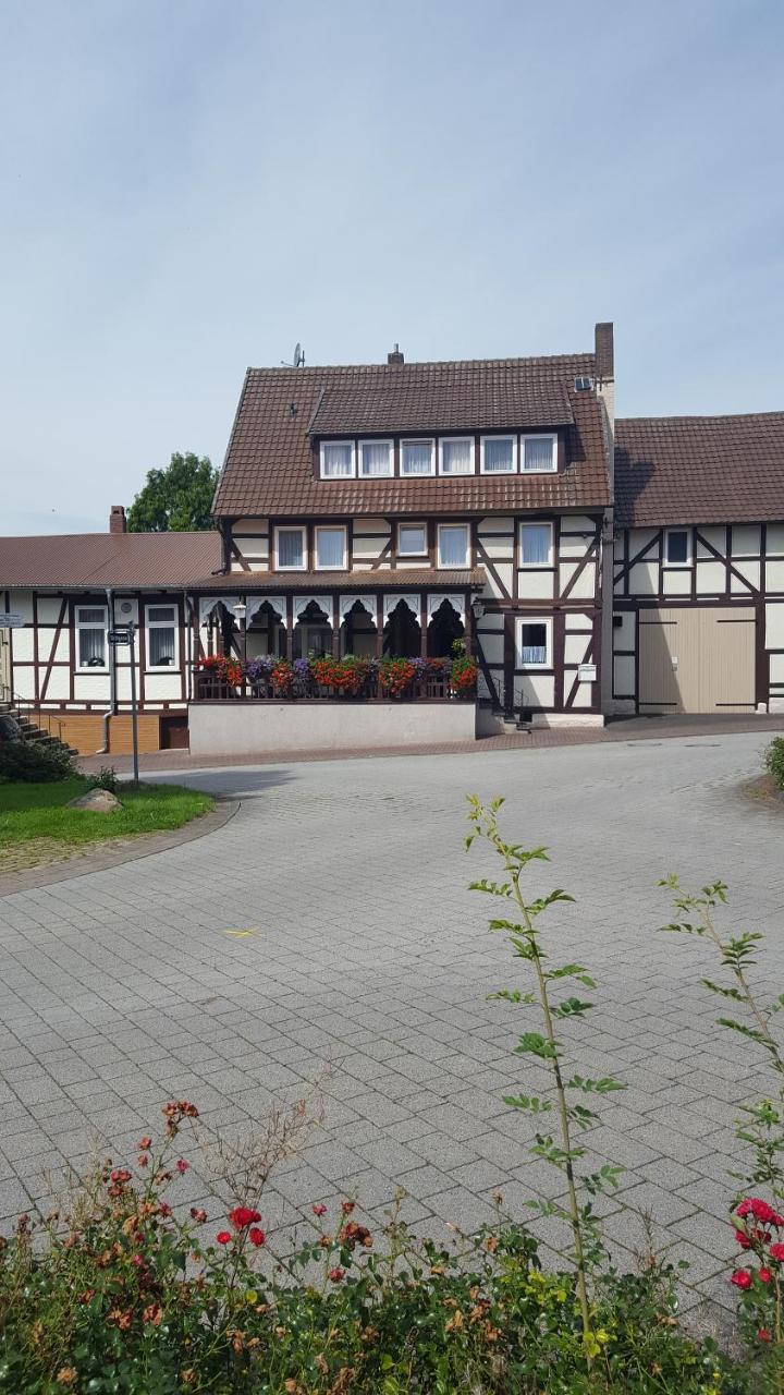 Gast- Und Pensionhaus Zur Linde Staufenberg  Exterior foto